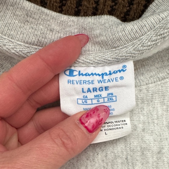 THE MET Logo Crewneck Sweatshirt - Light Gray SZ L - Picture 2 of 3